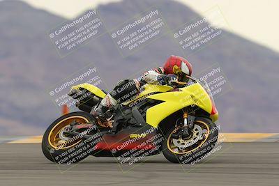 media/Jan-14-2023-SoCal Trackdays (Sat) [[497694156f]]/Turn 9 Set 2 (1130am)/